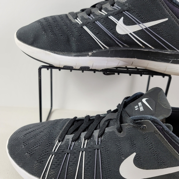 Nike Women's Free TR 6 Black/White/Cool Running - Picture 3 of 9